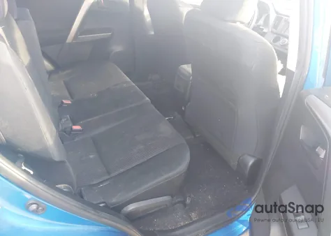 2018 Toyota Rav4 Le z USA, uszkodzony, nr VIN JTMZFREV3JJ173182